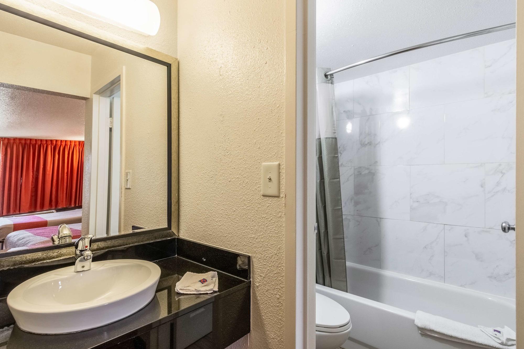 Motel 6-Little Rock, Ar - West מראה חיצוני תמונה