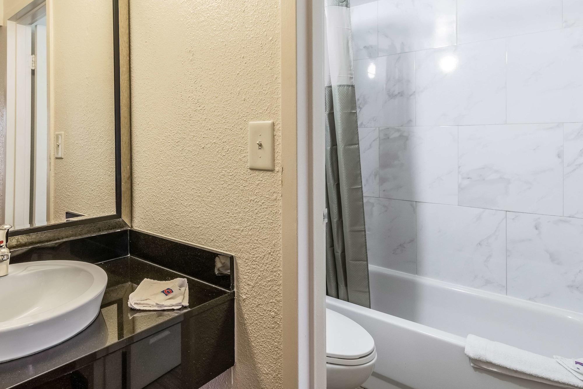 Motel 6-Little Rock, Ar - West מראה חיצוני תמונה