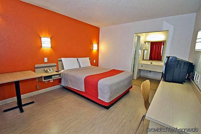 Motel 6-Little Rock, Ar - West מראה חיצוני תמונה