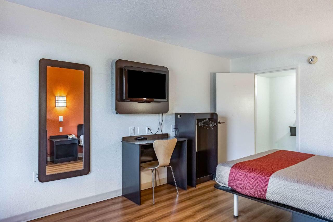 Motel 6-Little Rock, Ar - West מראה חיצוני תמונה