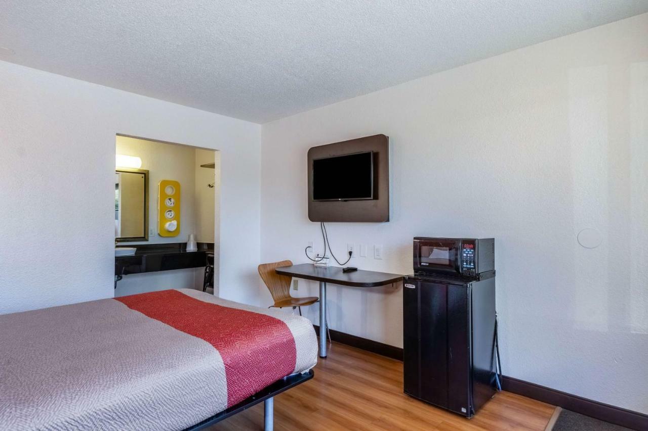 Motel 6-Little Rock, Ar - West מראה חיצוני תמונה